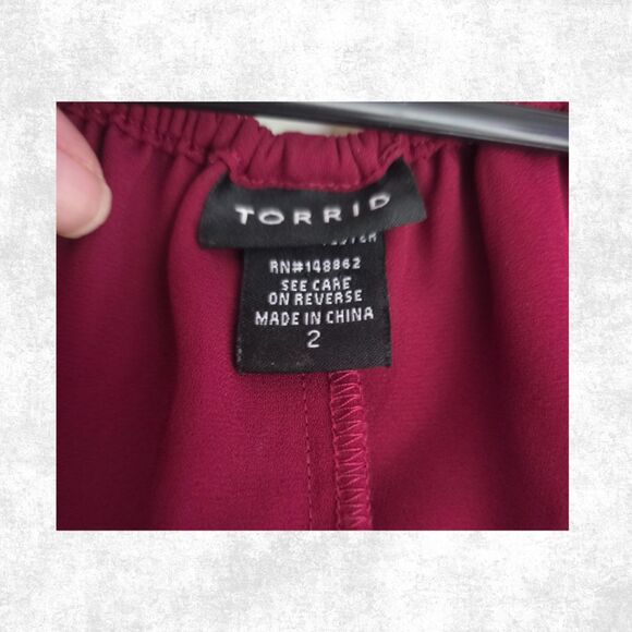 Torrid Off Shoulder Burgundy Ruffle Top Plus Size 2X Lace-Up Boho Goth Romance - Picture 3 of 8